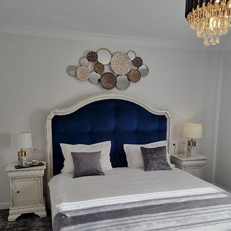 Tesa Boutique Hotel Târgu Neamţ Bagian luar foto
