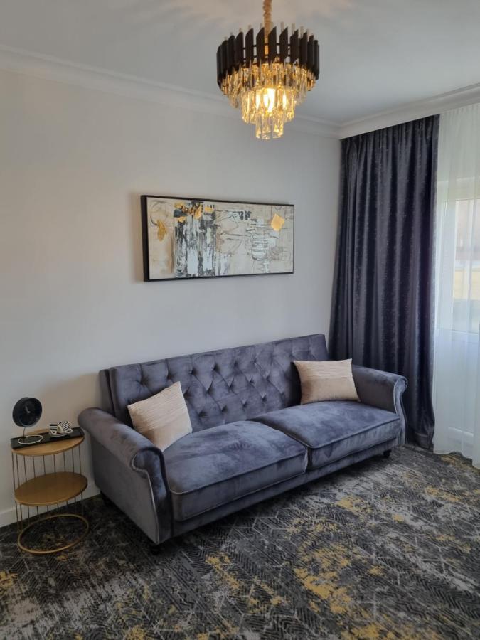 Tesa Boutique Hotel Târgu Neamţ Bagian luar foto